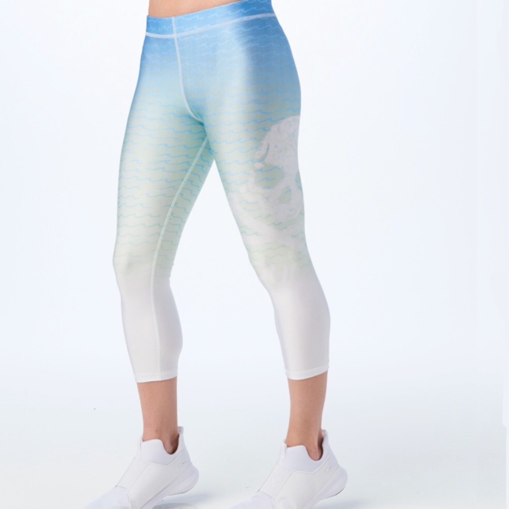 Soulcycle X Terez Nwt Ombr Waves Skull Capri_m